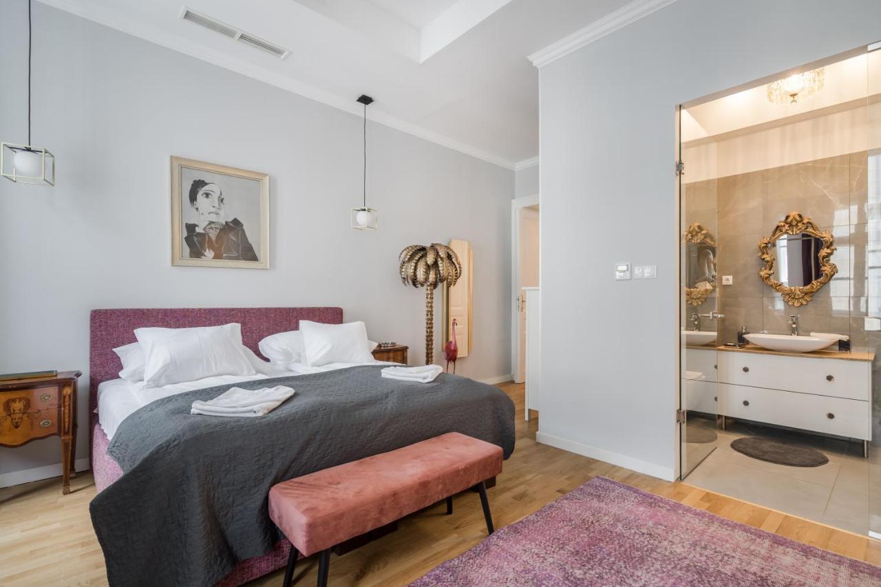 Bpr Adagio Design Home With A/C Budapest Bagian luar foto